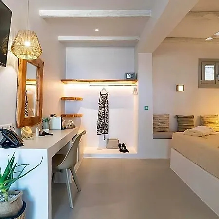 Comfy Hotel Parikia (Paros)