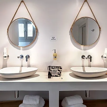 Comfy Parikia (Paros)