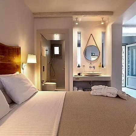 Comfy Hotel *