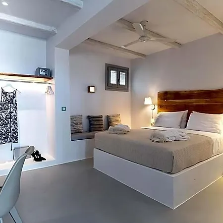 Comfy Parikia (Paros)